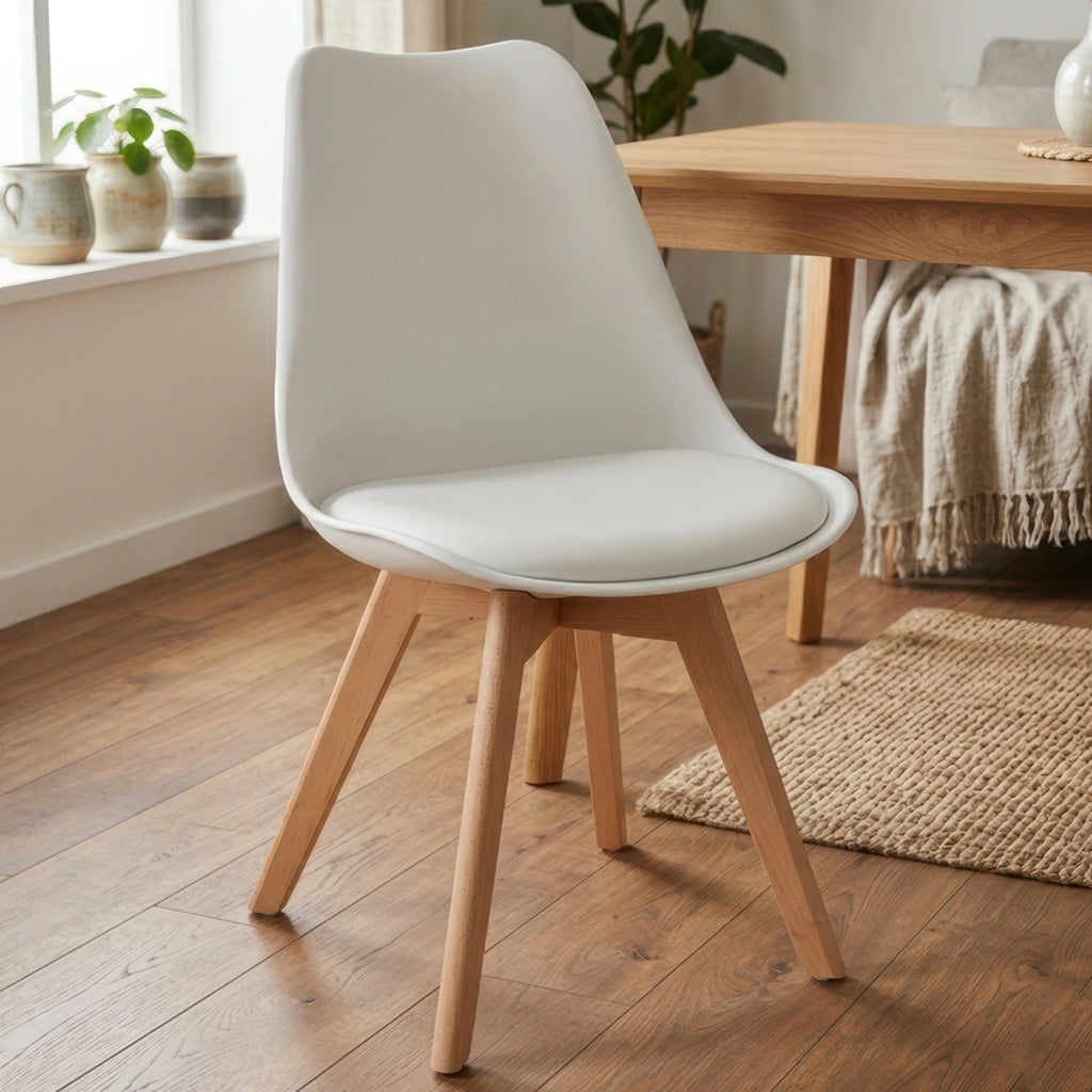 Sillas Sevilla | Alquiler de muebles en Buenos Aires - DECO RENTAL