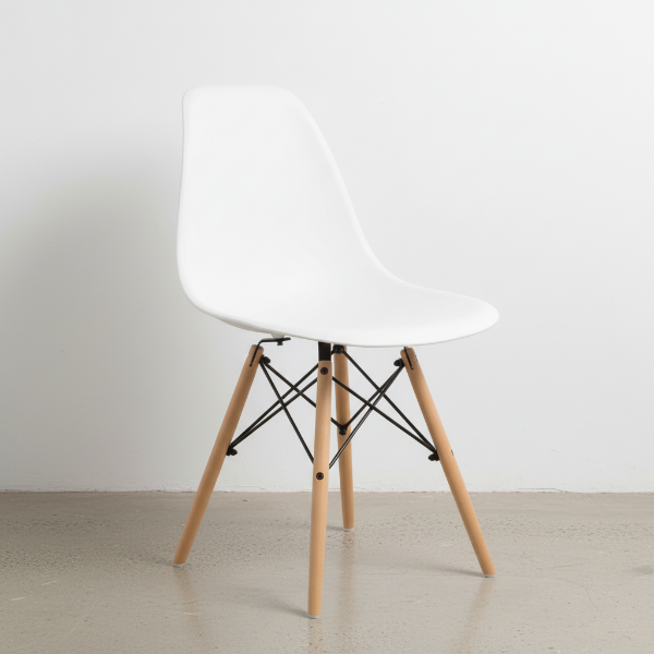 Silla Eames
